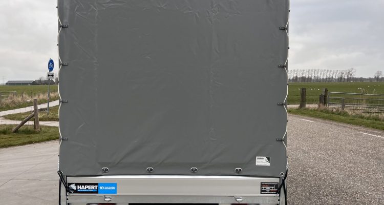 FE513851-C242-42AF-BFDF-BF9A6C3B3305